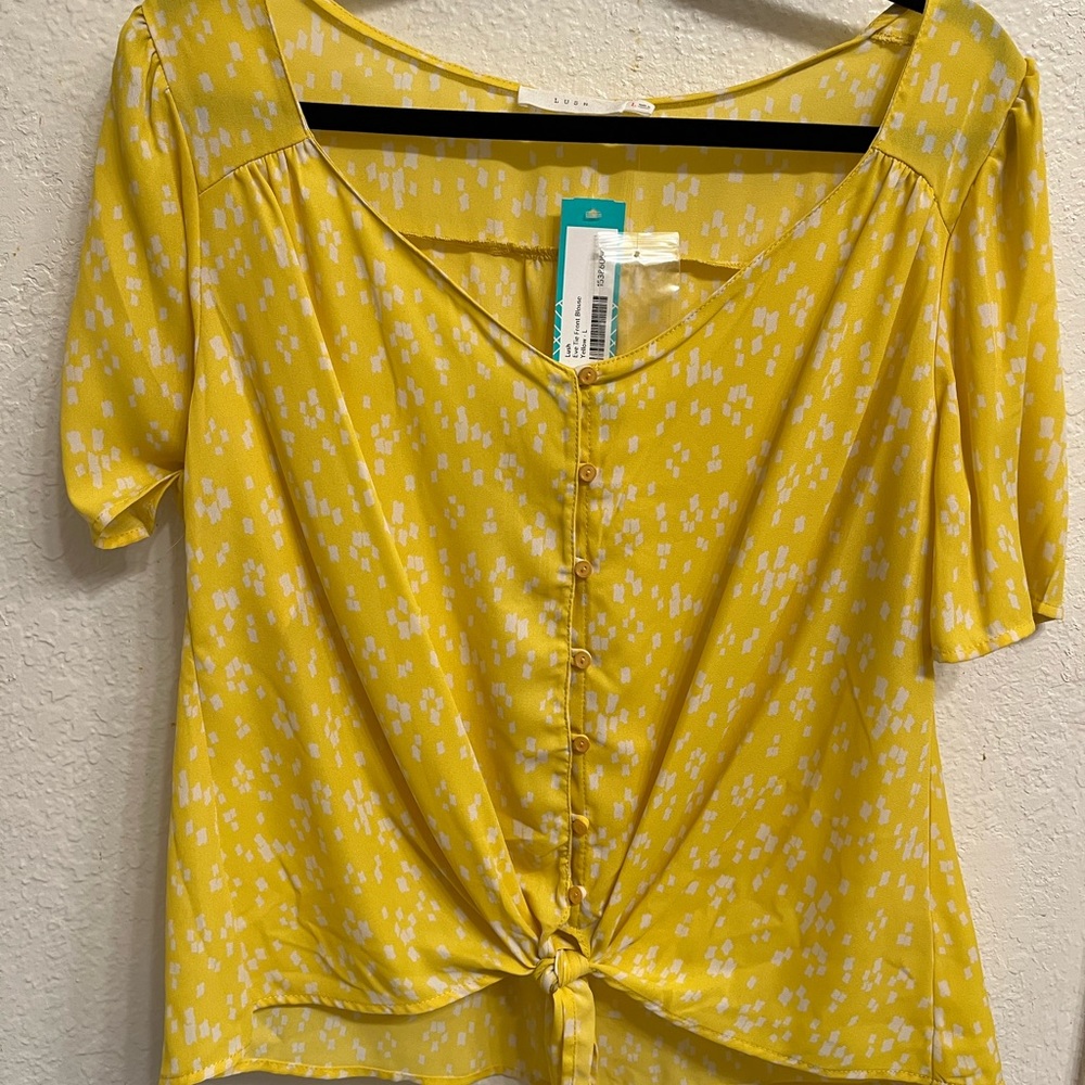 LUSH Eye Tie Front Blouse from Stitchfix size L